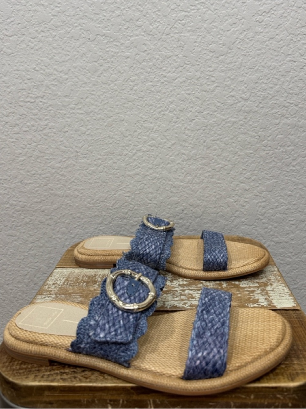 Dolce Vita Aperol Scalloped Blue Slide Sandals Size 9 - Picture 2 of 7